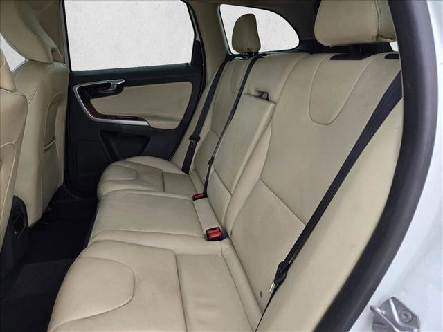 Used 2017 Volvo XC60 T5 Inscription w/ Advanced Package image 18