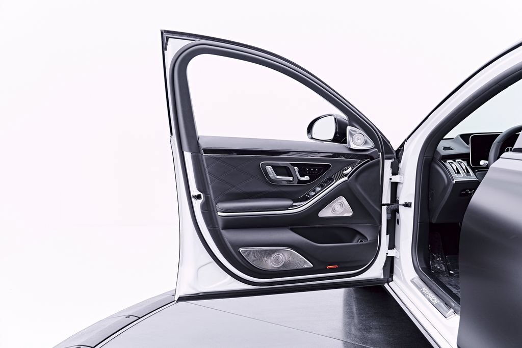 Used 2023 Mercedes-Benz Maybach S 580 4MATIC image 36