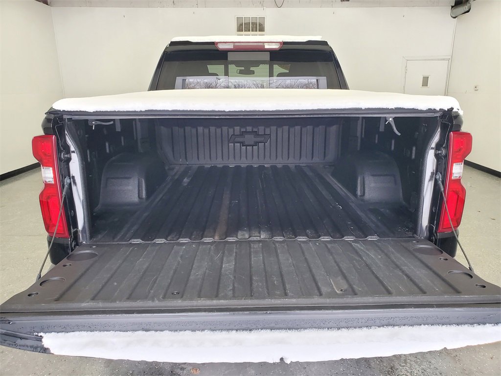 Used 2020 Chevrolet Silverado 1500 LT Trail Boss w/ Midnight Edition image 30