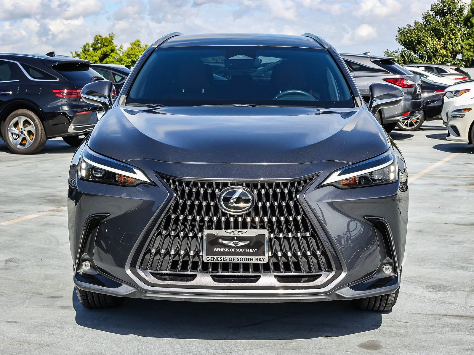 Used 2022 Lexus NX 250 FWD image 2