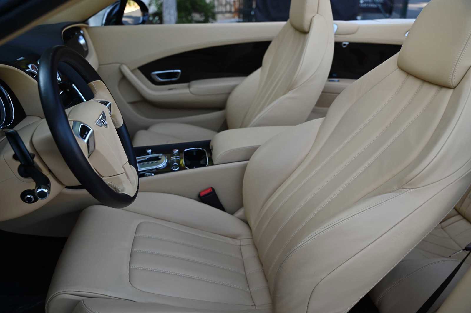 Used 2013 Bentley Continental GT image 17