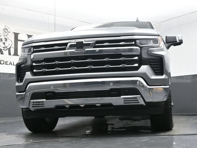 Used 2025 Chevrolet Silverado 1500 LTZ AWD/4WD image 55