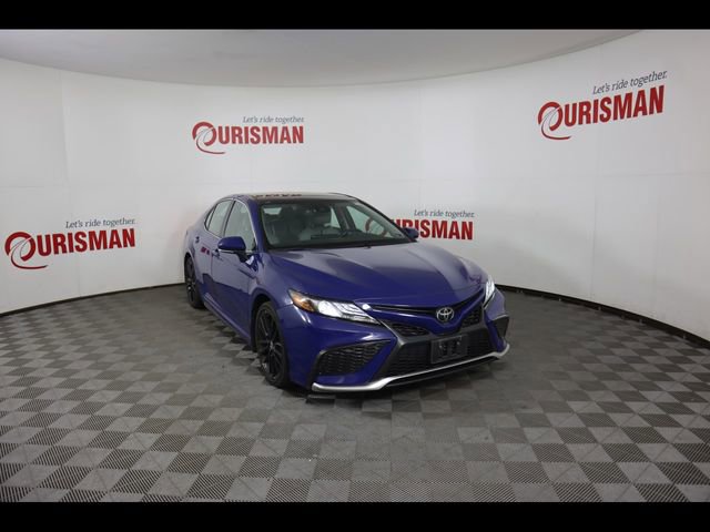 Used 2023 Toyota Camry XSE w/ Blackout Package (TMS) FWD image 11