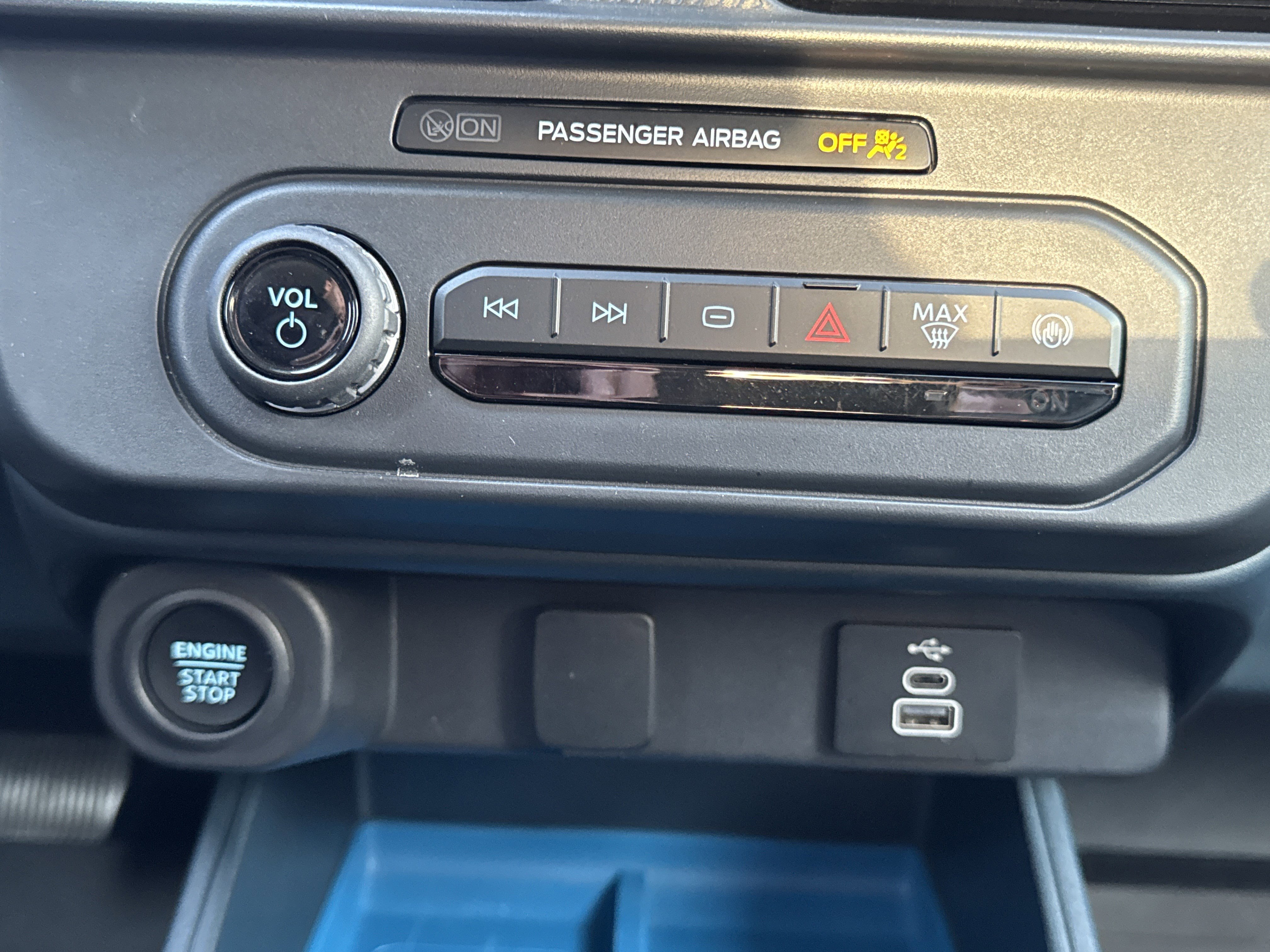 Used 2025 Ford Maverick XLT w/ Equipment Group 302A image 20