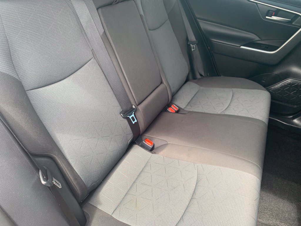 Used 2025 Toyota RAV4 XLE AWD/4WD image 26