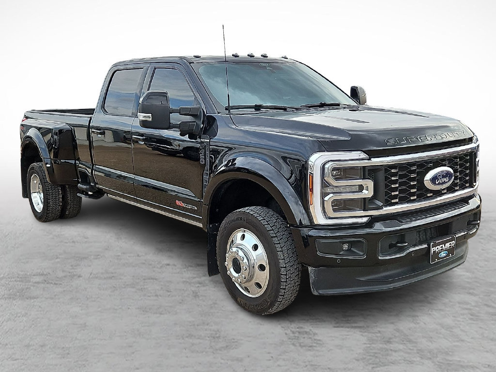 Certified 2026 Ford F450 Platinum w/ FX4 Off-Road Package AWD/4WD image 1