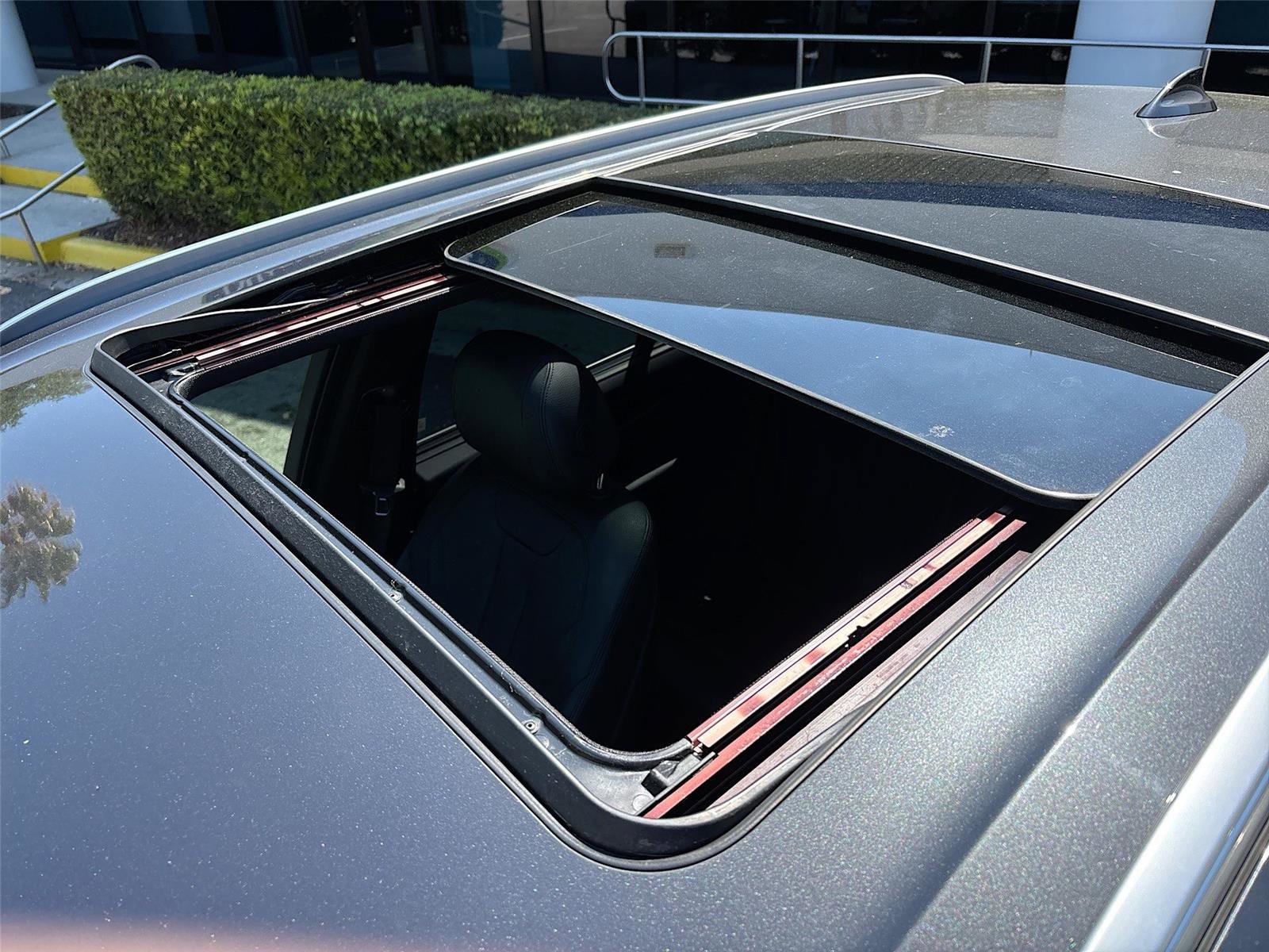 Used 2017 BMW X5 xDrive40e image 23