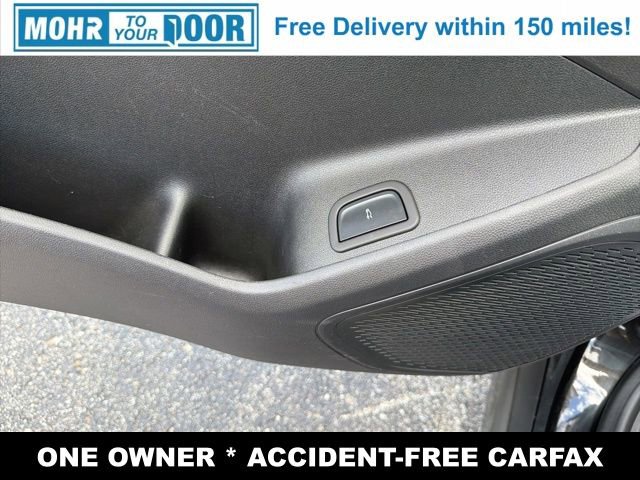 Used 2025 Chevrolet Traverse LT image 12