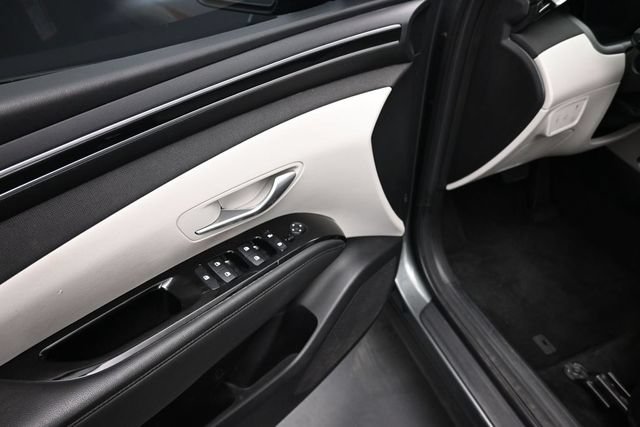 Used 2023 Hyundai Tucson SEL AWD/4WD image 16