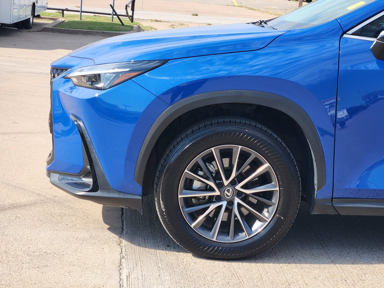 Used 2023 Lexus NX 350h AWD w/ Towing Package (2000 Lbs) image 10