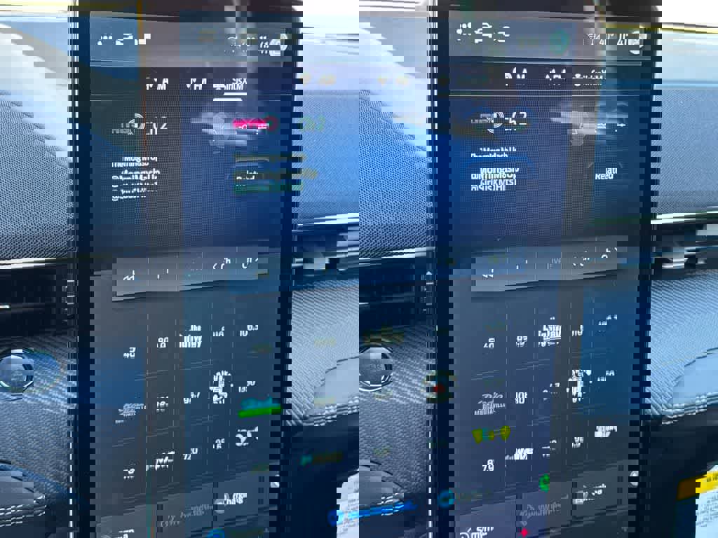 New 2024 Ford Mustang Mach-E Select w/ Comfort Package Lite image 27