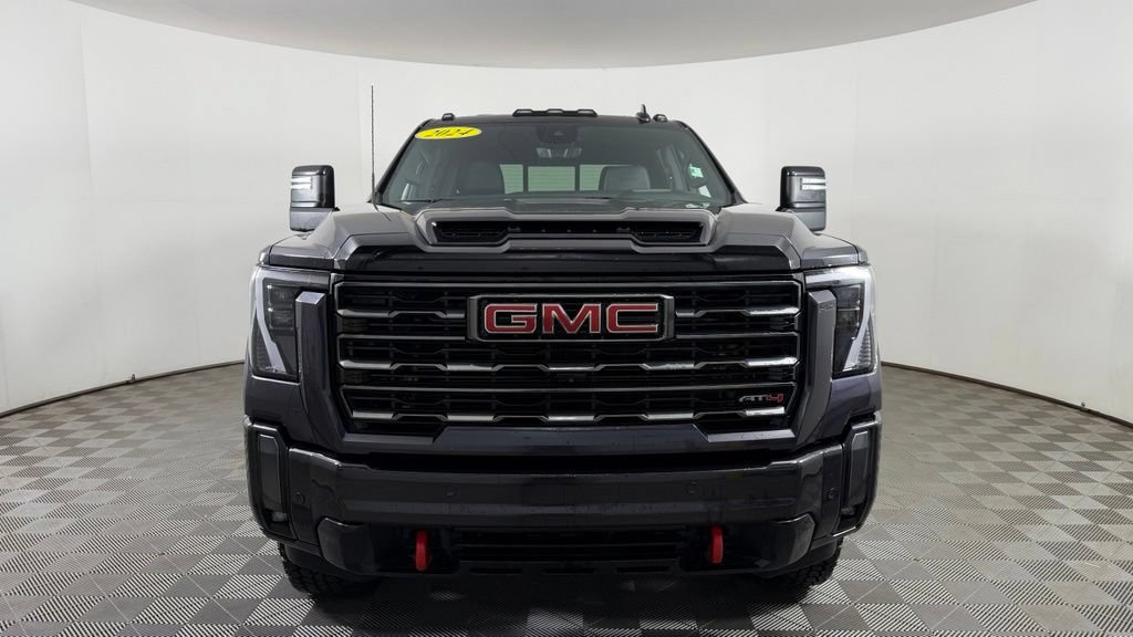Used 2024 GMC Sierra 2500 AT4 w/ AT4 Premium Plus Package AWD/4WD image 2