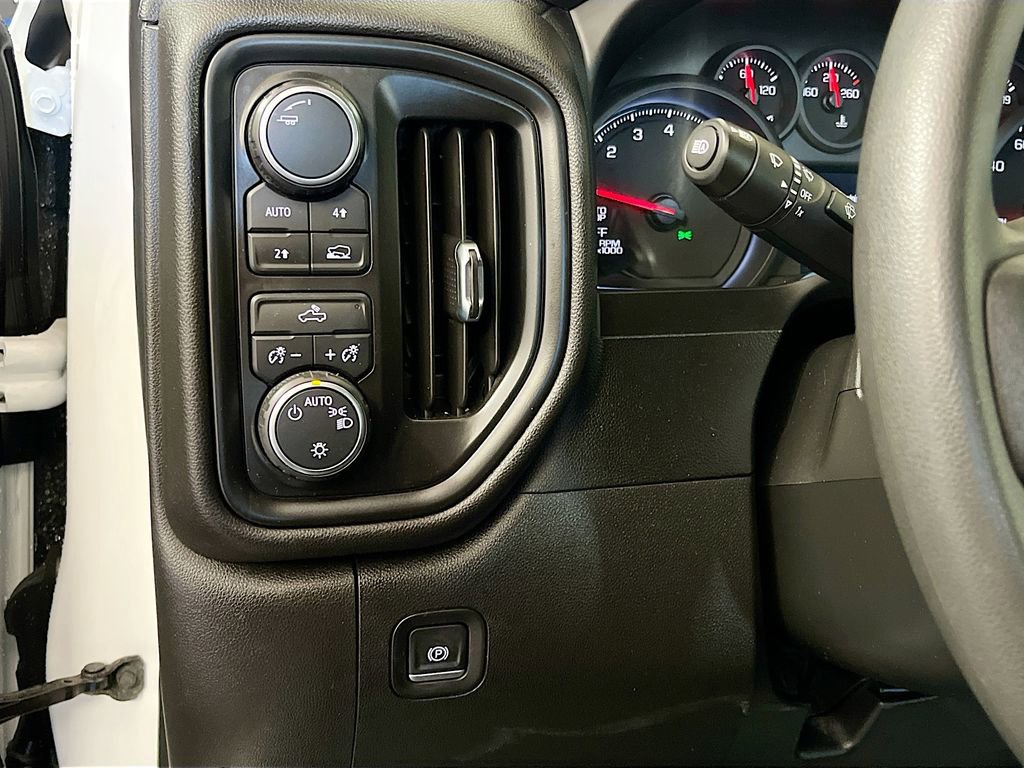 Used 2024 Chevrolet Silverado 1500 W/T w/ WT Value Package image 10