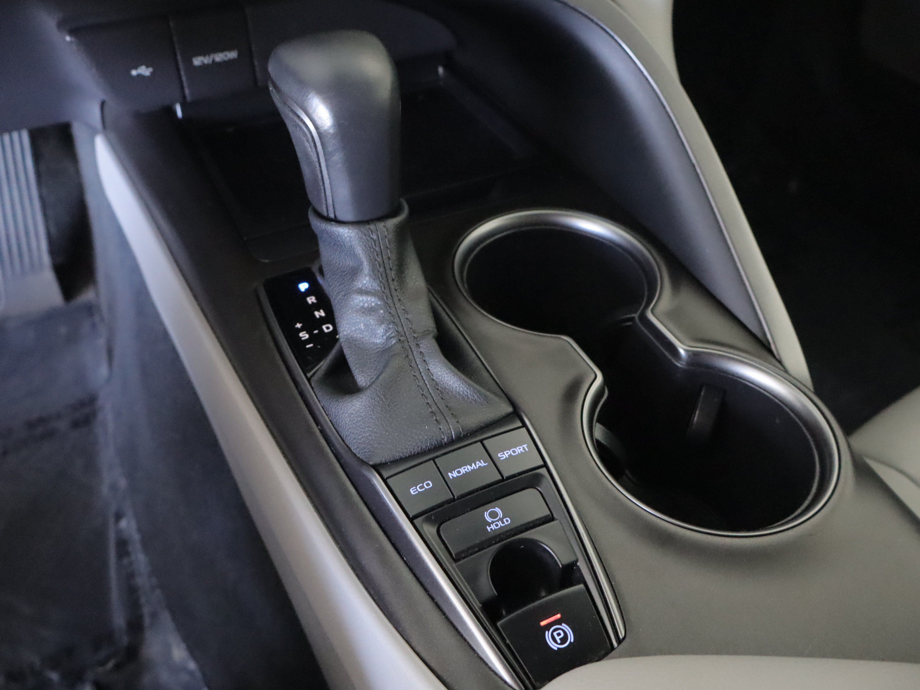 Used 2023 Toyota Camry SE AWD/4WD image 17