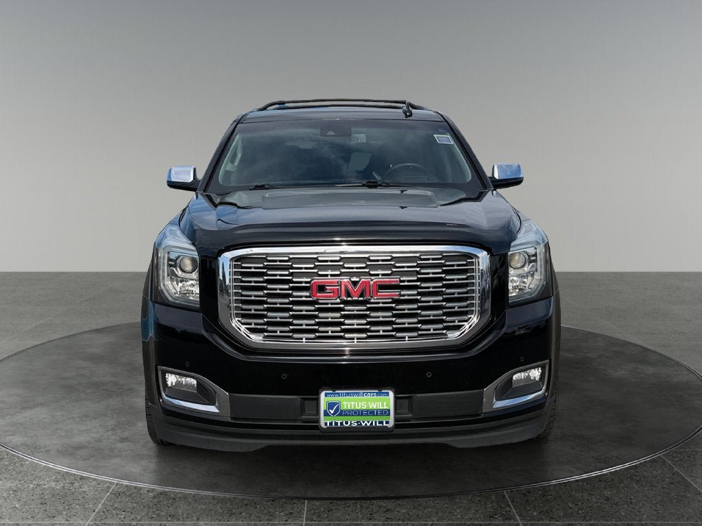 Used 2019 GMC Yukon Denali w/ Denali Ultimate Black Edition AWD/4WD image 2