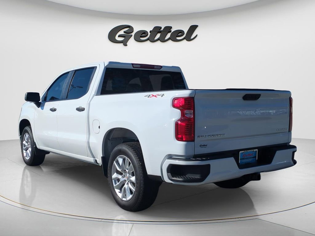 Used 2025 Chevrolet Silverado 1500 Custom image 6