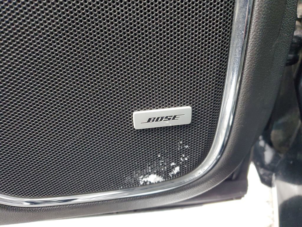 Used 2017 Chevrolet Suburban LT w/ LT Signature Package image 25