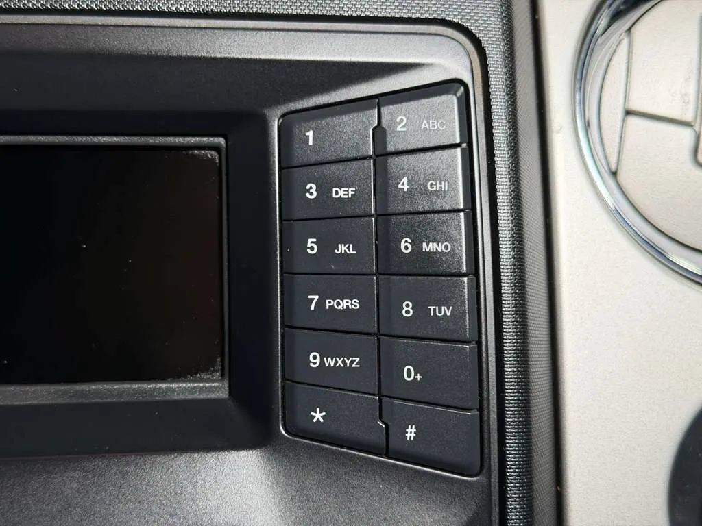 Used 2013 Ford F150 XLT w/ XLT Chrome Pkg RWD image 31