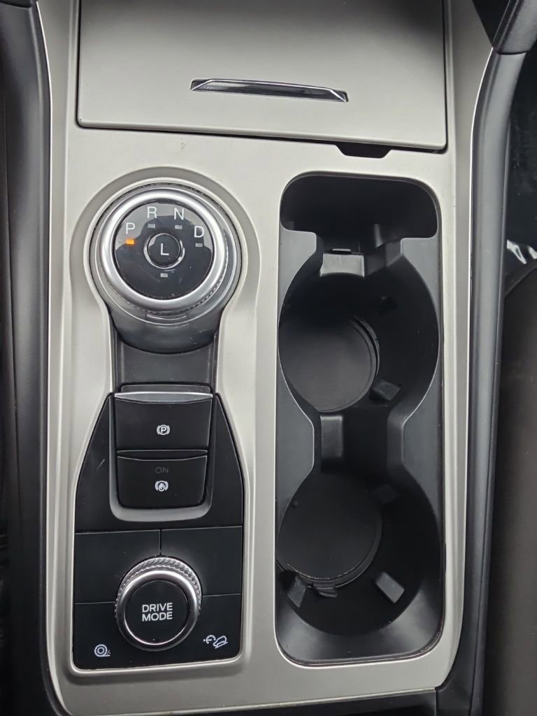 Used 2023 Ford Explorer XLT image 21