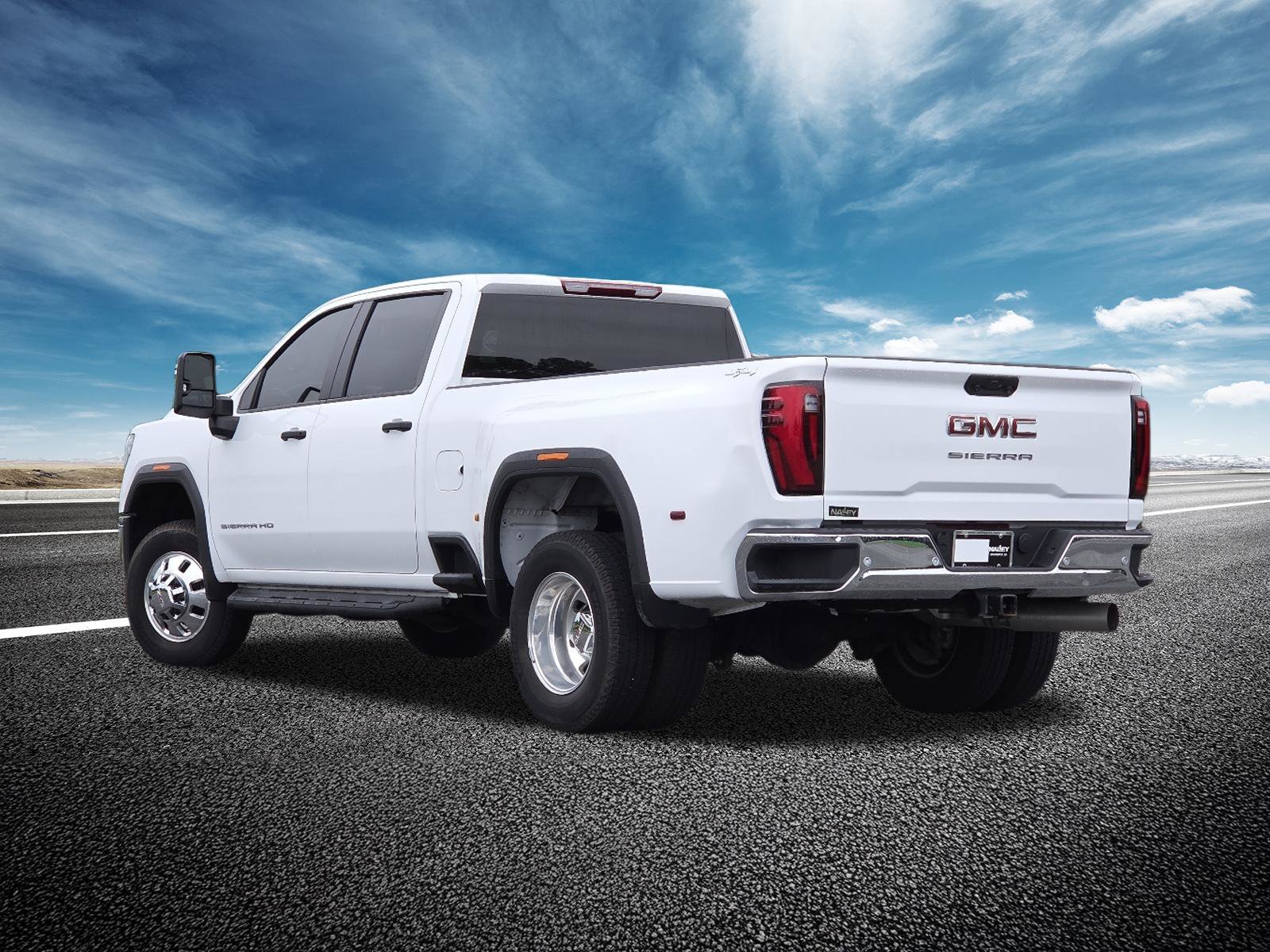 Used 2026 GMC Sierra 3500 Pro w/ 1SA Pro Safety Plus Package AWD/4WD image 19