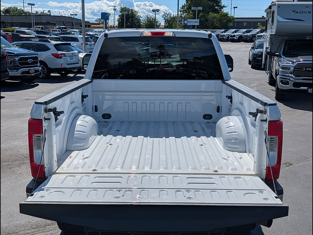 Used 2019 Ford F350 XLT w/ XLT Value Package AWD/4WD image 7