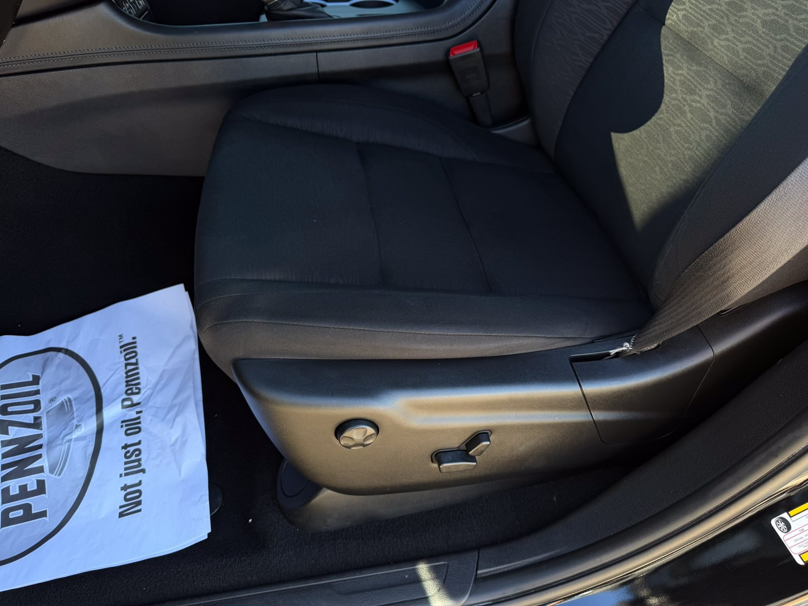 Used 2023 Dodge Durango SXT AWD/4WD image 11