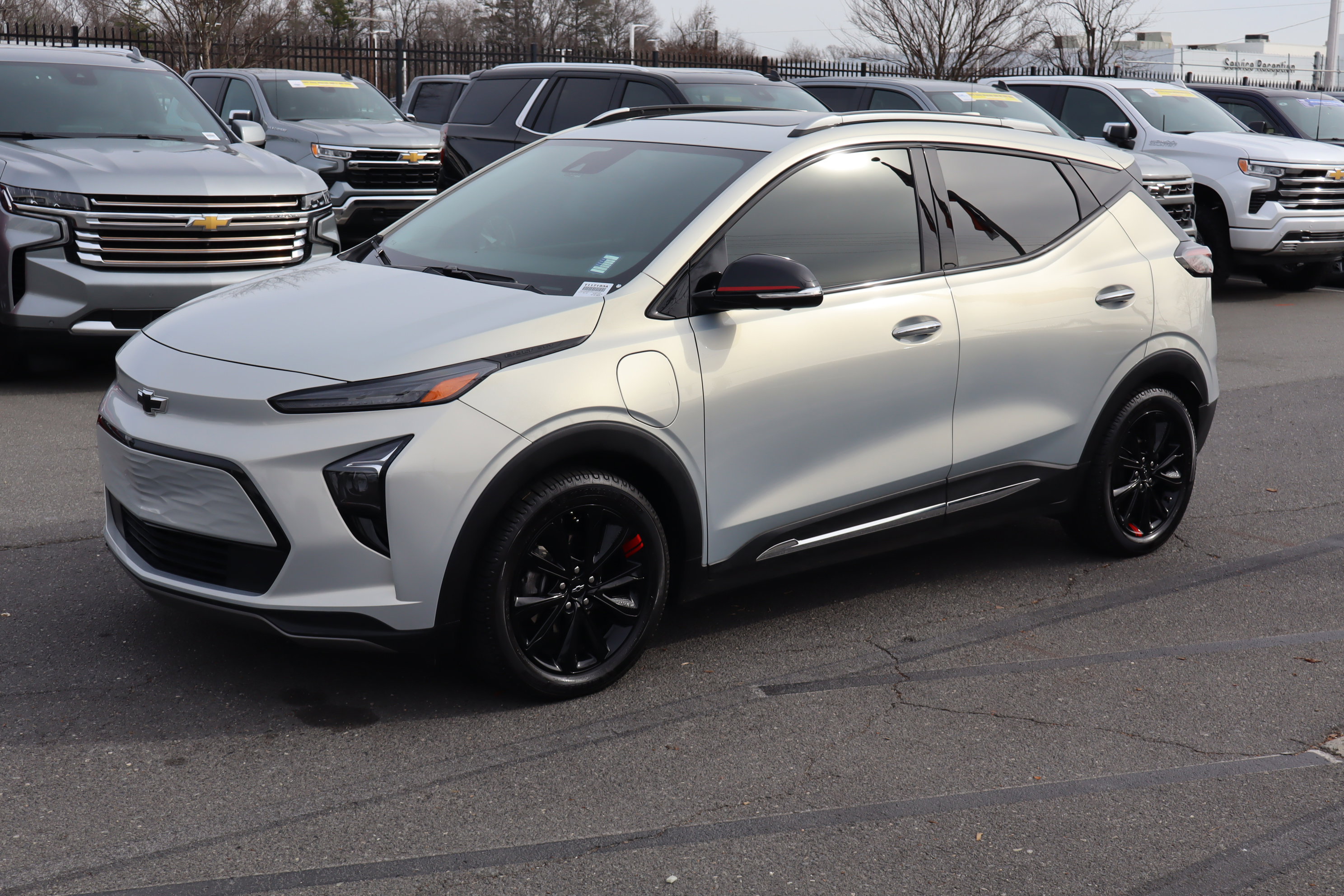 Certified 2023 Chevrolet Bolt EUV Premier w/ Sun & Sound Package image 5