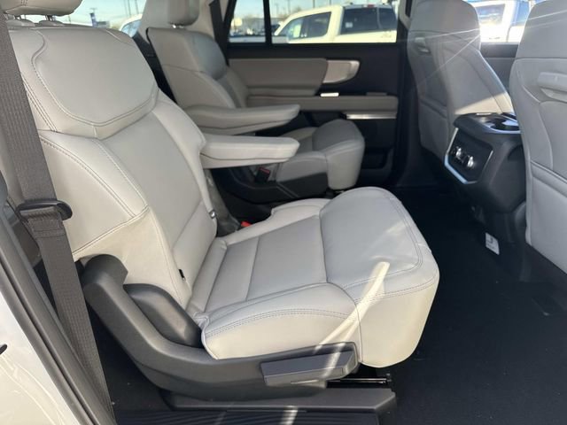 New 2026 Ford Expedition Max Active image 12