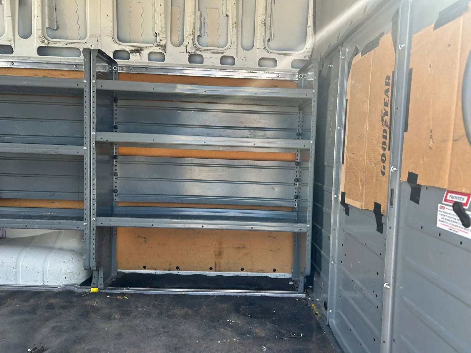 Used 2016 Nissan NV 3500 SV w/ Technology Package image 9