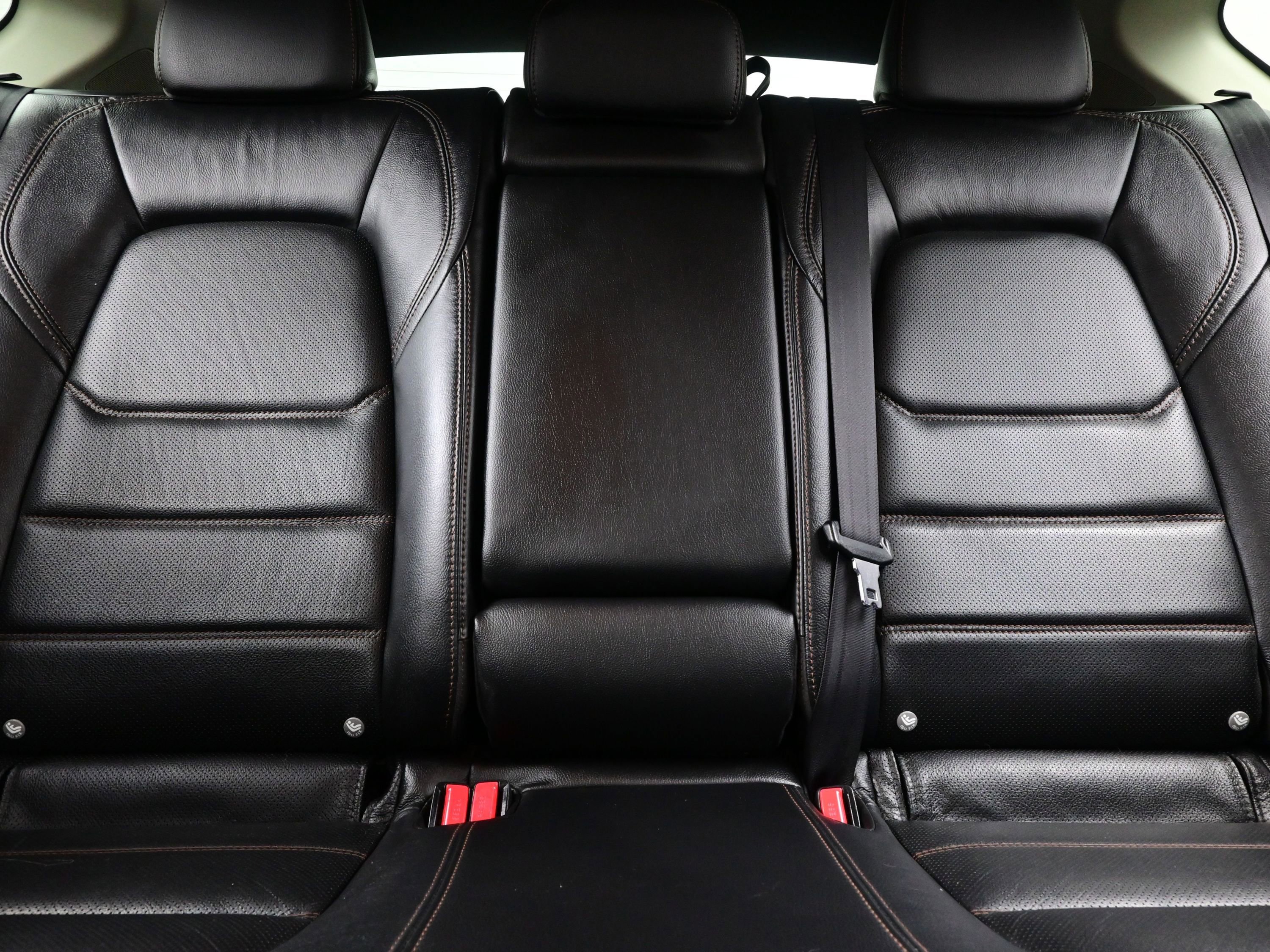 Used 2018 MAZDA CX-5 Grand Touring w/ Premium Package image 16