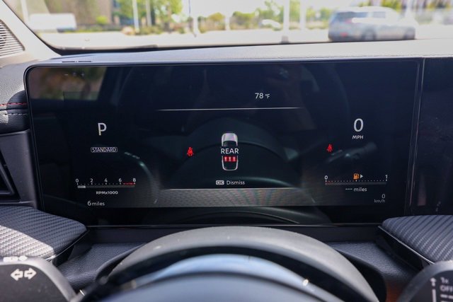 New 2025 Nissan Kicks SR image 28