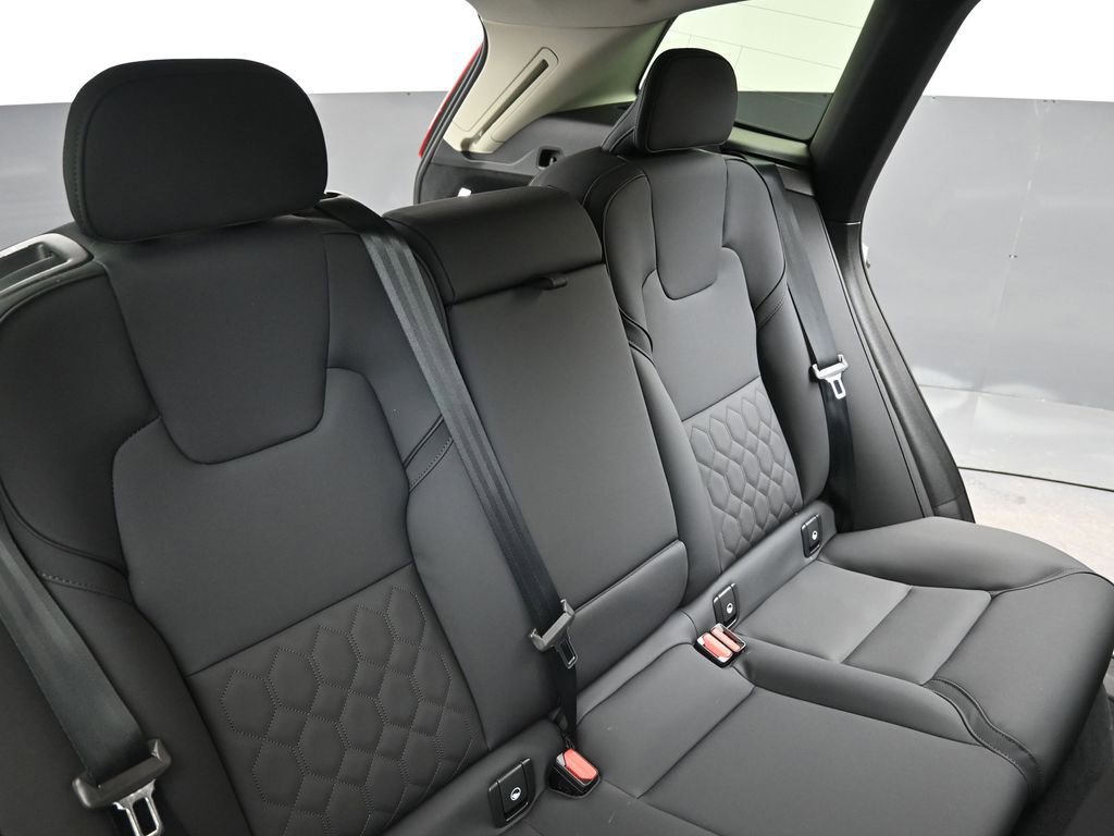 New 2026 Volvo XC60 B5 Plus w/ Protection Package Premier image 16