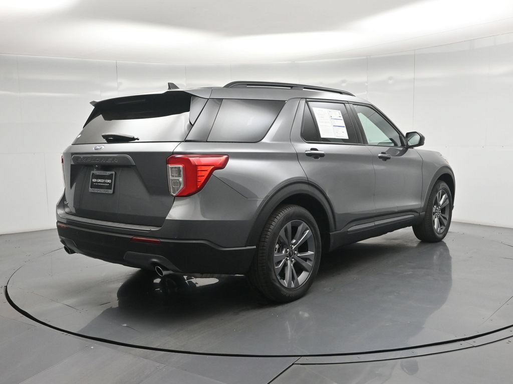 Certified 2023 Ford Explorer XLT w/ Equipment Group 202A RWD image 26