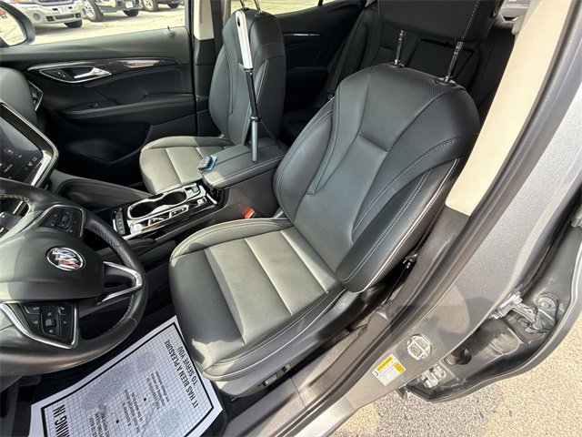 Used 2023 Buick Envision Essence image 50