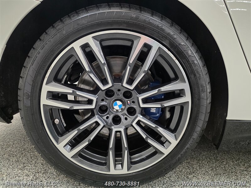 Used 2024 BMW 530i w/ M Sport Package RWD image 13