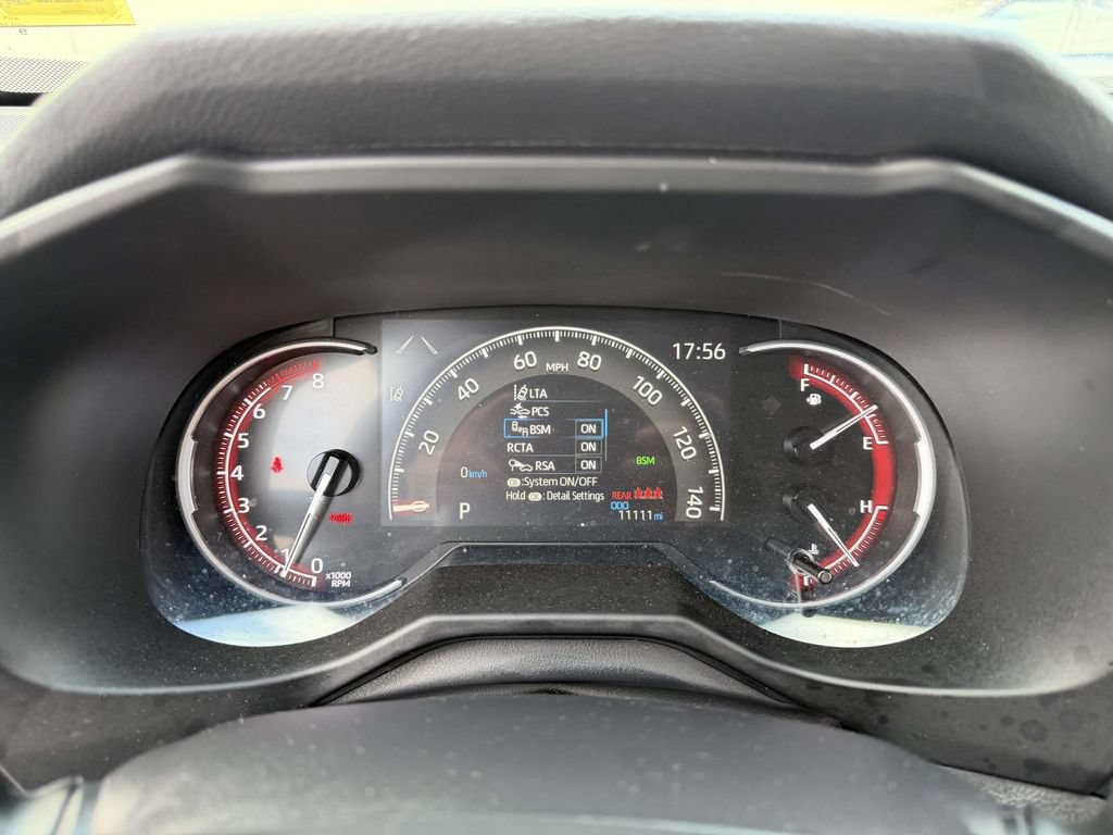 Used 2024 Toyota RAV4 XLE AWD/4WD image 20