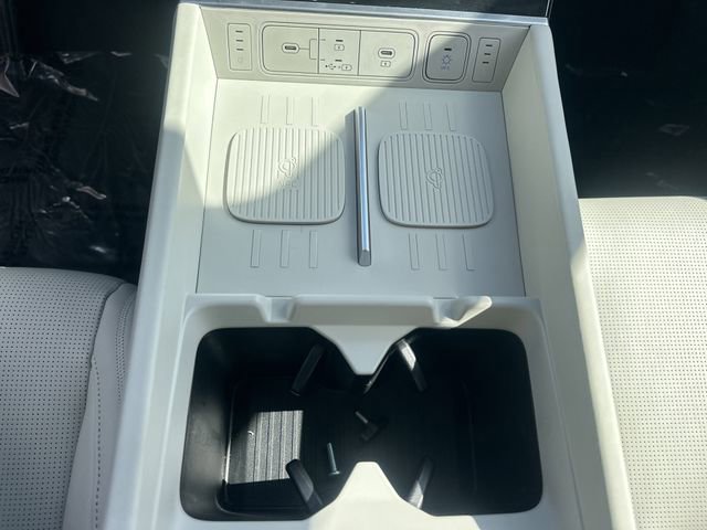 Used 2024 Hyundai Santa Fe Calligraphy image 27