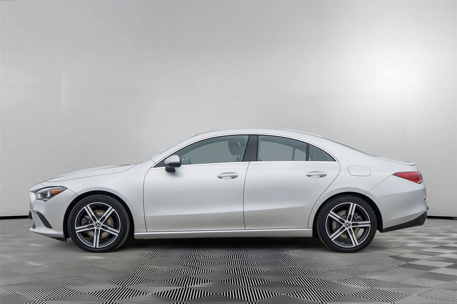 Used 2021 Mercedes-Benz CLA 250 4MATIC image 7