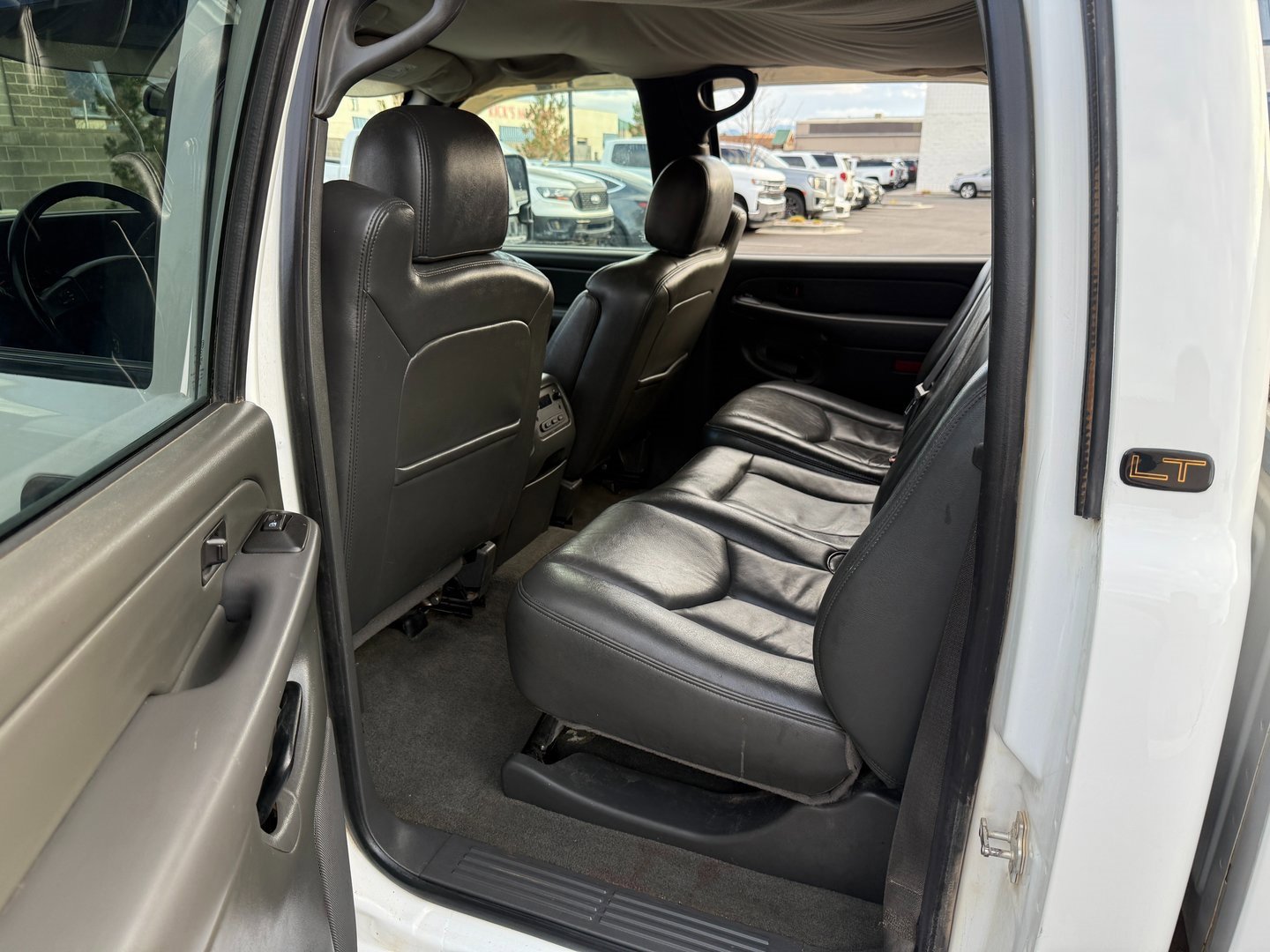 Used 2007 Chevrolet Silverado 2500 LT w/ Heavy-Duty Power Package image 39