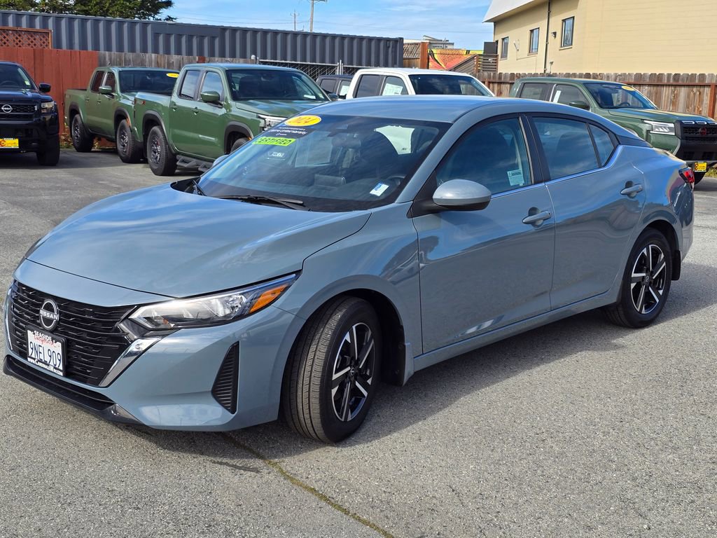 Used 2024 Nissan Sentra SV image 2