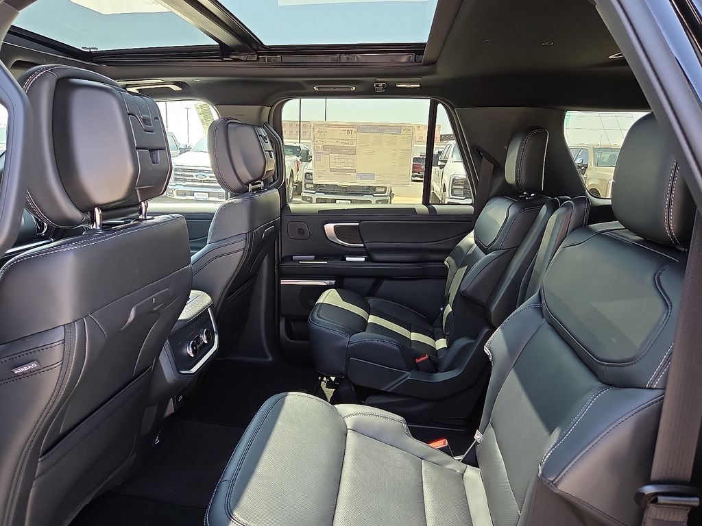New 2027 Ford Expedition Max Platinum AWD/4WD image 16