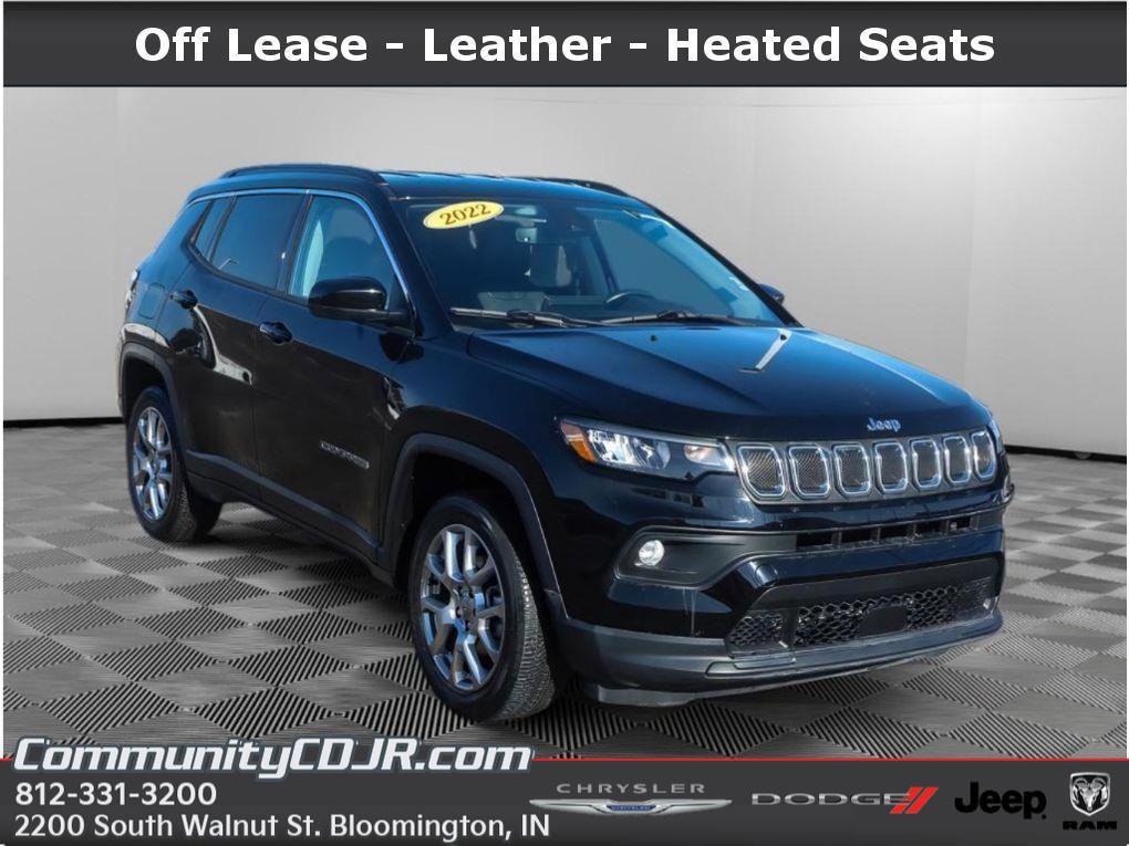 Used 2022 Jeep Compass Latitude image 1