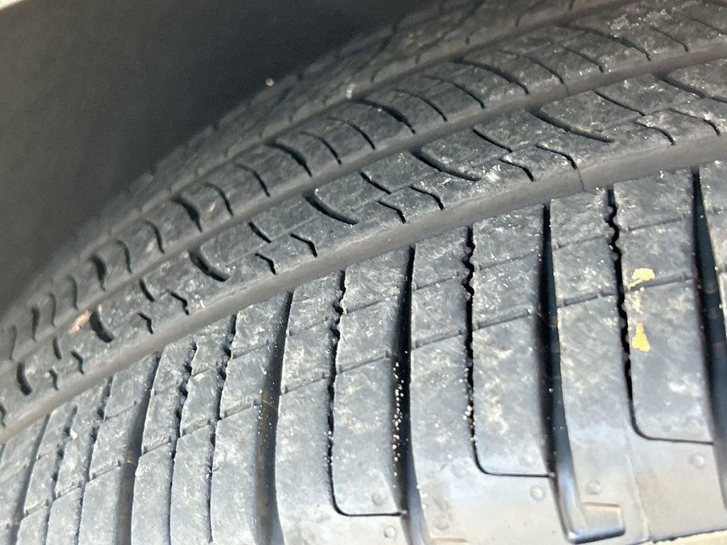 Certified 2025 Hyundai Santa Fe Calligraphy FWD image 41