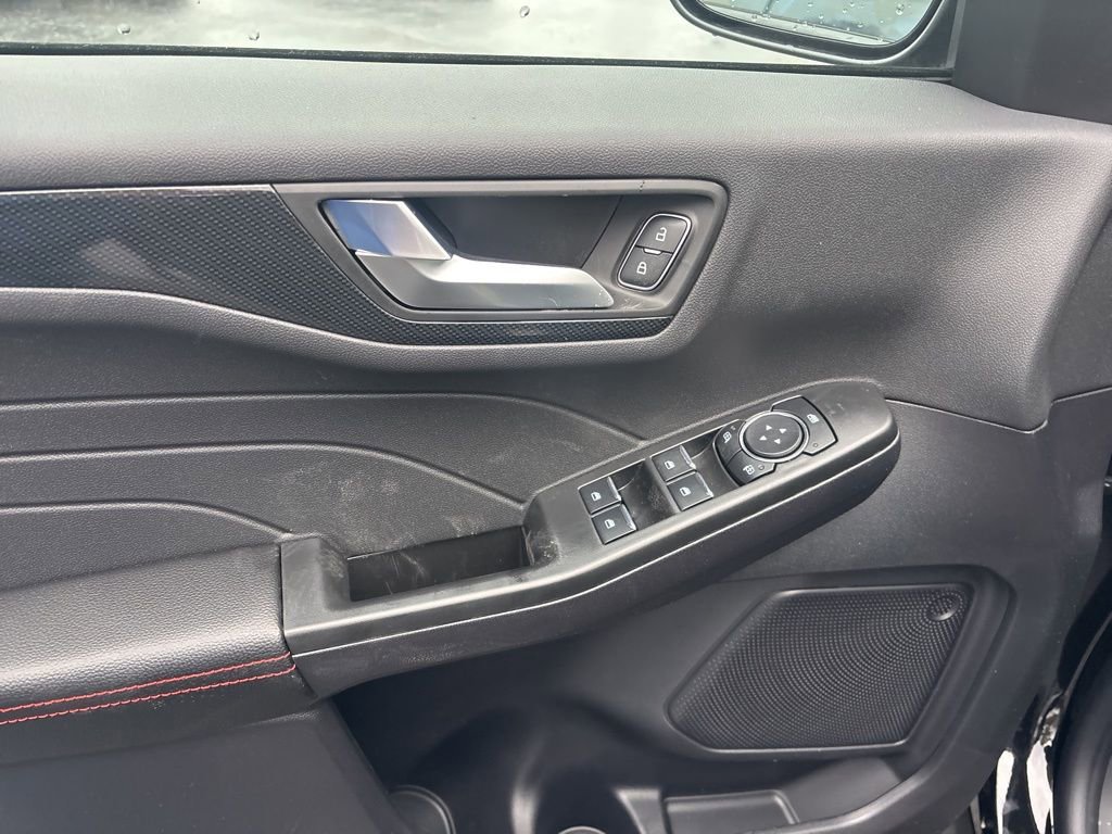 New 2026 Ford Escape ST-Line w/ Tech Pack #1 FWD image 24