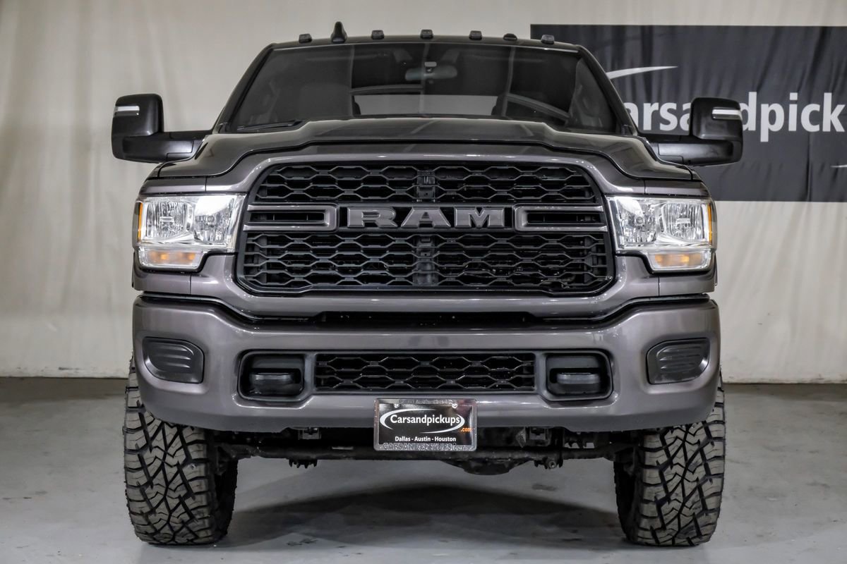 Used 2024 RAM 3500 Tradesman w/ Chrome Appearance Group image 4