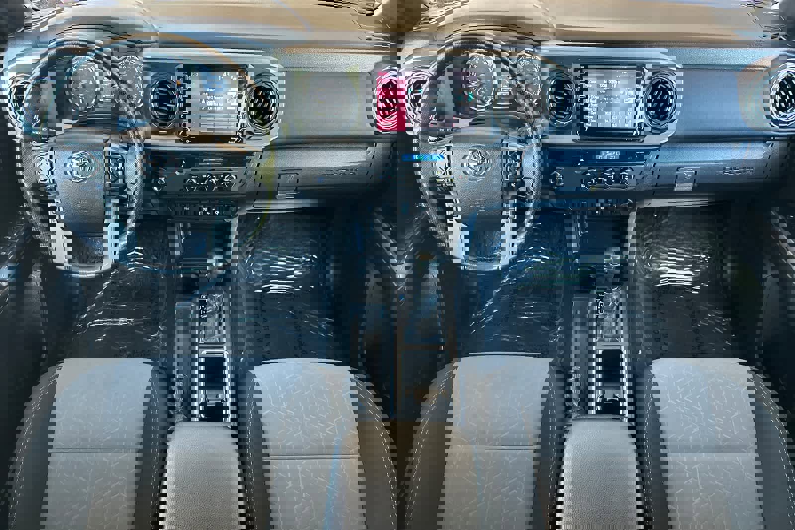 Certified 2023 Toyota Tacoma SR5 image 3