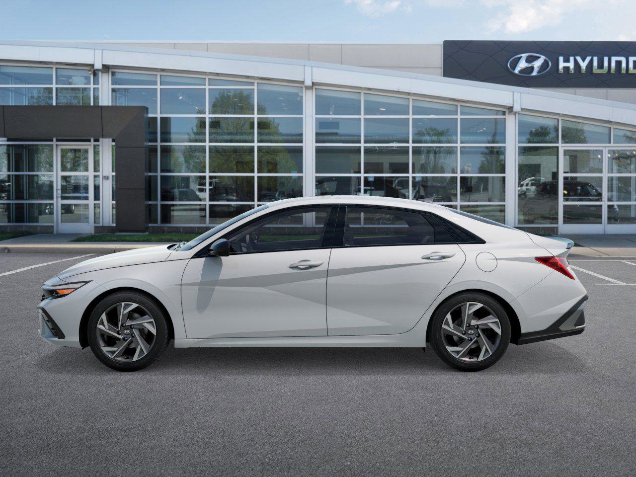 New 2026 Hyundai Elantra SEL Sport Premium image 3