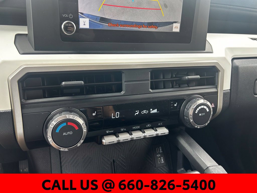 Used 2024 Toyota Tacoma TRD Off-Road AWD/4WD image 18