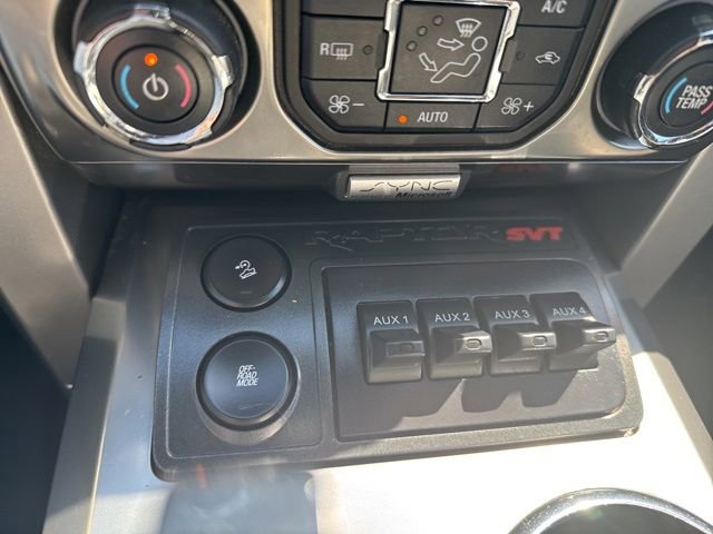 Used 2013 Ford F150 Raptor w/ Luxury Equipment Group AWD/4WD image 48