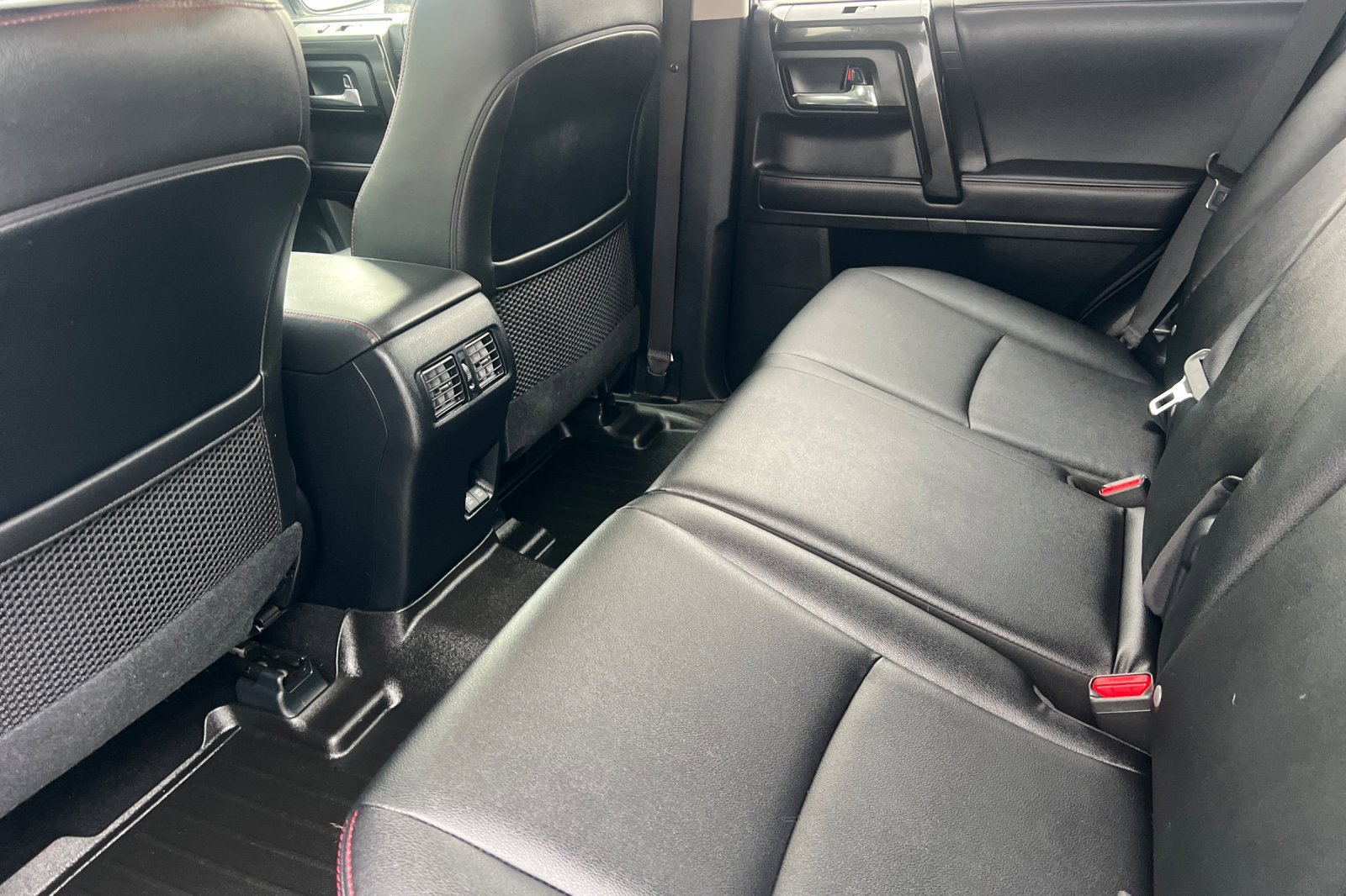 Certified 2020 Toyota 4Runner TRD Off-Road Premium image 9